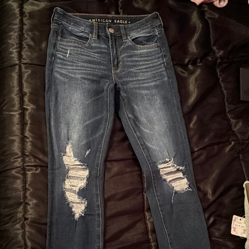 American Eagle Distressed Jeans - Dark Blue